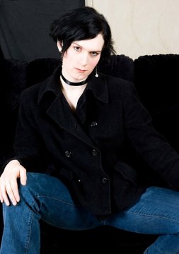 JenniferLucy de Paris, France